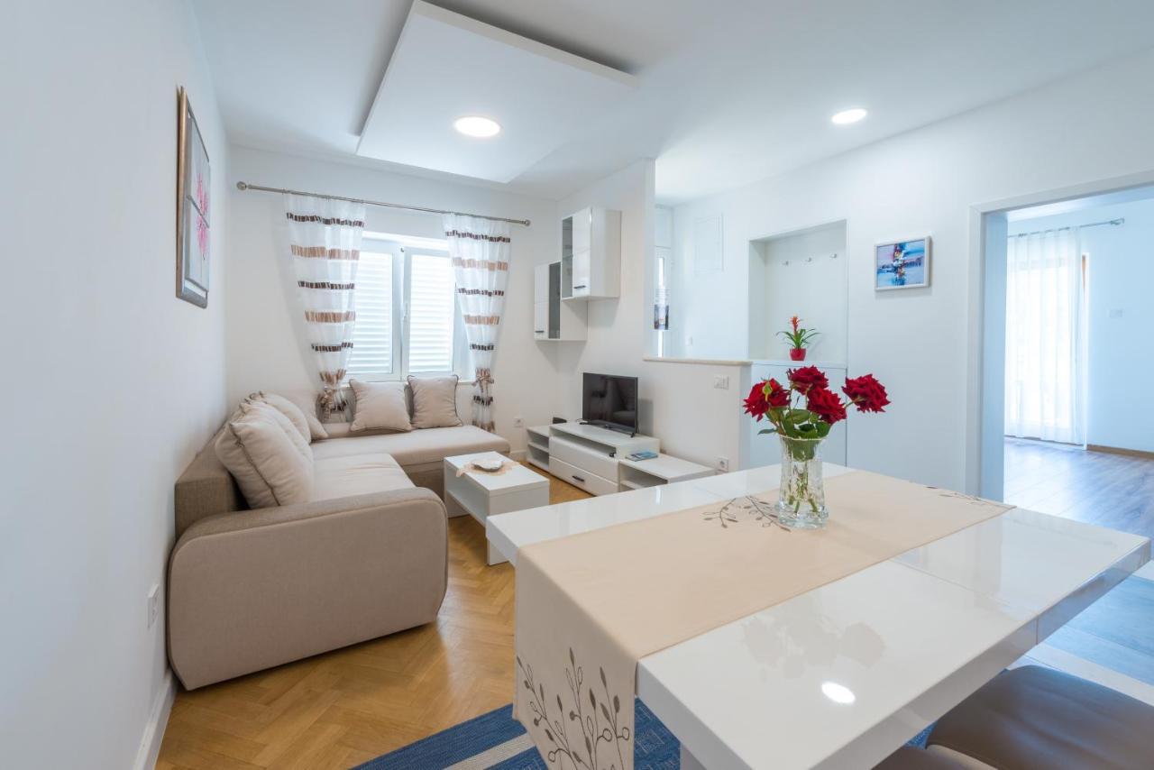 Apartments Lucija Ντουμπρόβνικ Εξωτερικό φωτογραφία